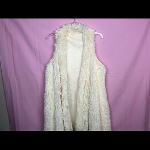Feux furry long vest